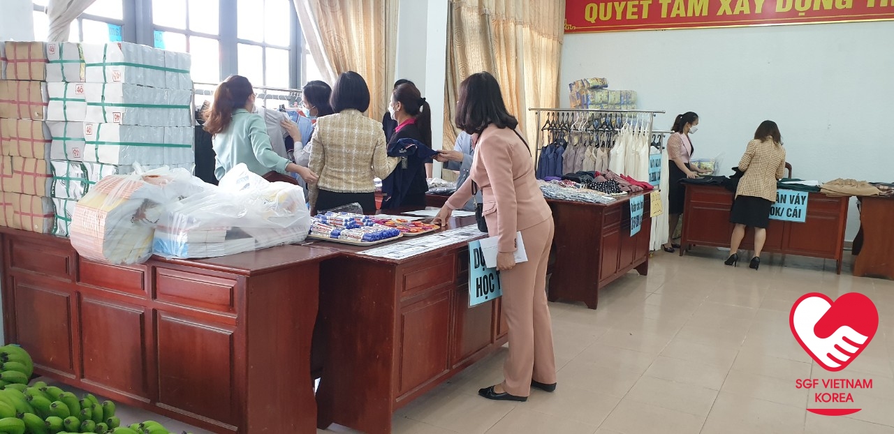 Sự kiện gian hàng nhân ái trường cao đẳng kinh tế Lâm Đồng